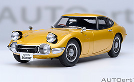 ミニカー】1967年登場『トヨタ 2000GT』を1/18スケールモデル化