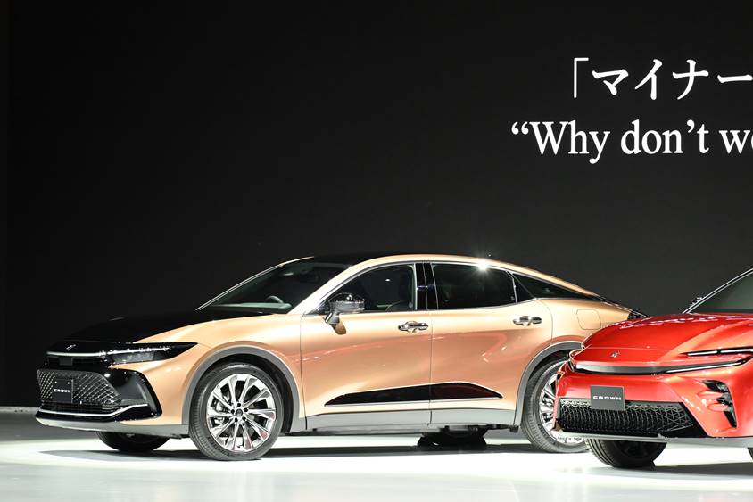 16代目新型クラウンのワールドプレミア