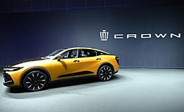 新型クラウンのデュアルブーストハイブリッドシステムってどういうこと