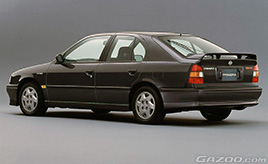 懐かしい日本の5ドアハッチバック | 名車館 | ガズー博物館