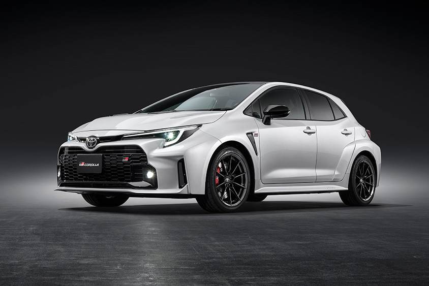 GRカローラ RZ フロント