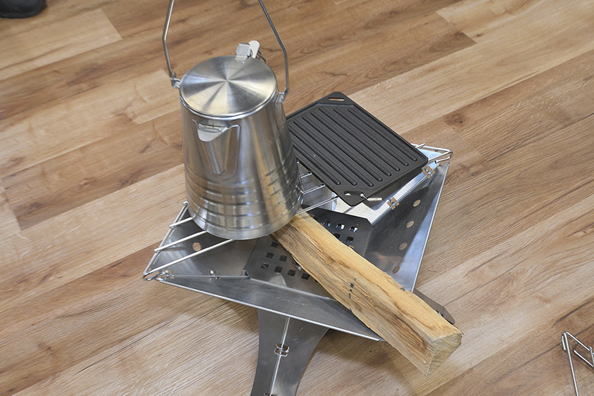 tent-Mark DESIGNS「フラット焚き火台 M」