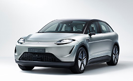【GAZOO車クイズ Q.144】世界的な電気自動車普及の流れのなかで、2022年1月に他業種から自動車製造への参入を計画していることを発表した企業は？