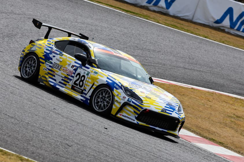 28号車 ORC ROOKIE GR86 CNF Concept