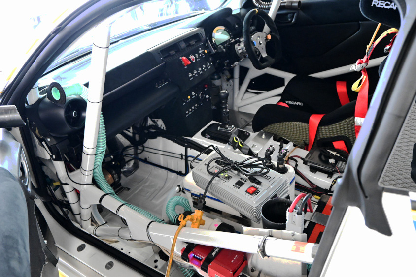 ORC ROOKIE GR86 CNF Conceptのコクピット