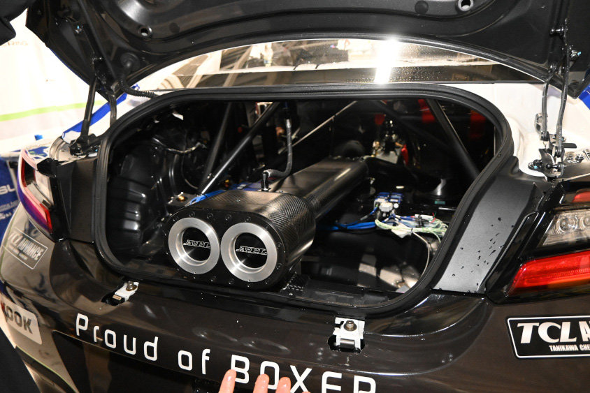 MAZDA SPIRIT RACING MAZDA2 Bio conceptのリアと給油口