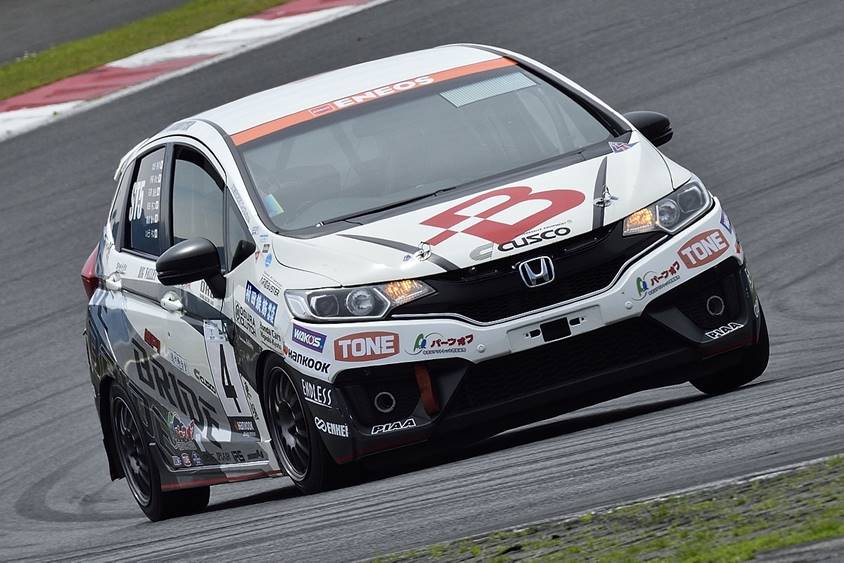 4号車　THE BRIDE FIT