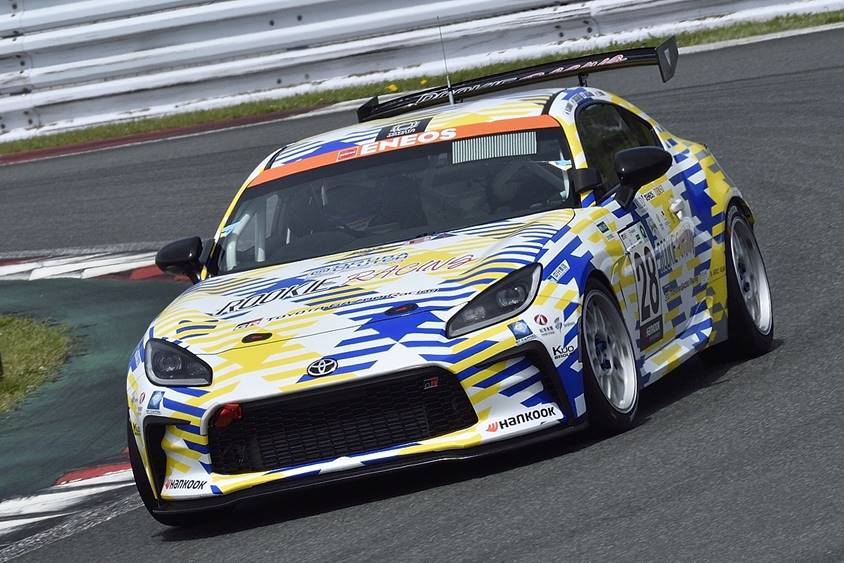 28号車　ORC ROOKIE GR86 CNF Concept