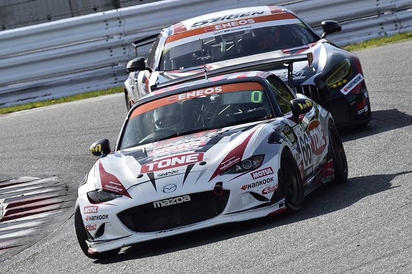 66号車 odula TONE MOTULロードスター