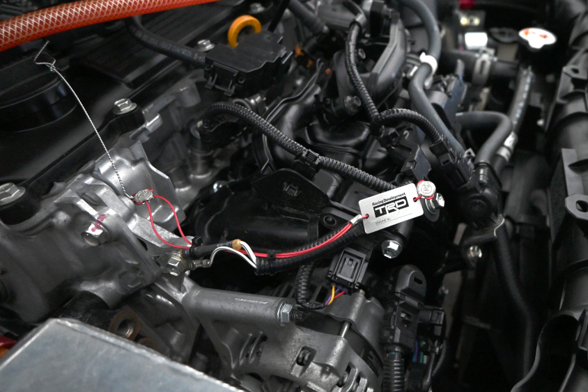 スーパー耐久 ST-5クラス 5号車 THE BRIDE YARISのエンジンルーム