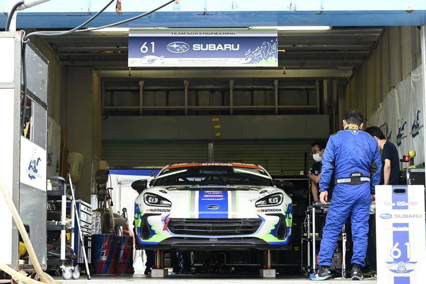 スーパー耐久第4戦オートポリス 61号車 Team SDA Engineering BRZ CNF Concept	
