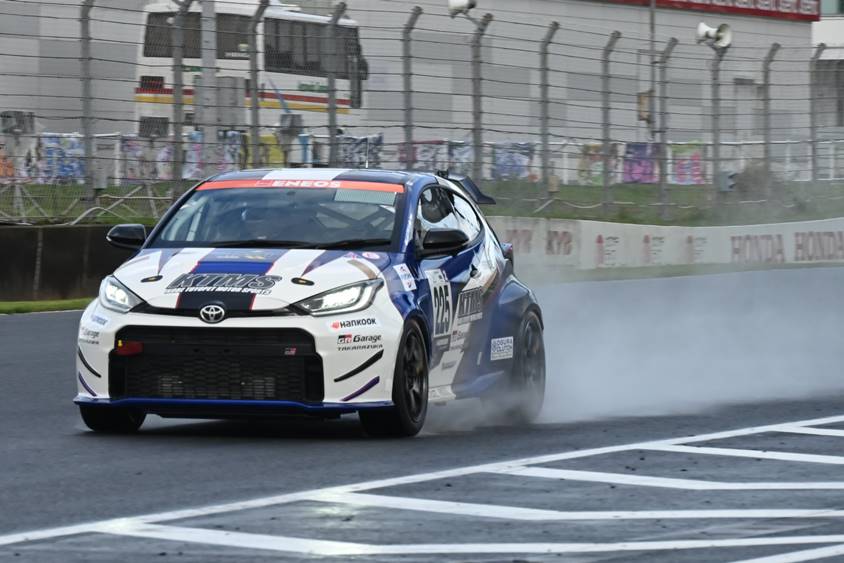 2022スーパー耐久第4戦オートポリス 決勝 225号車 KTMS GR YARIS