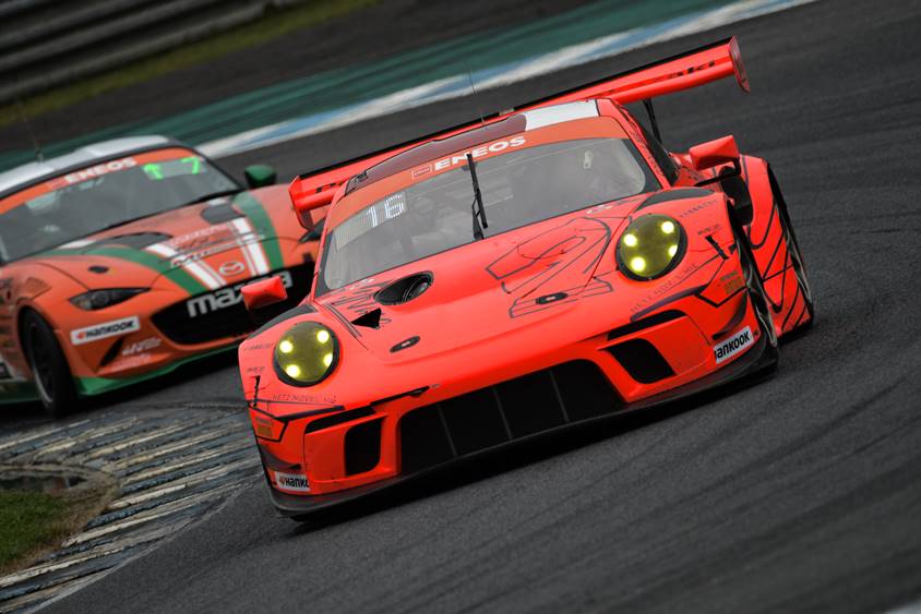 2022年スーパー耐久第5戦もてぎ 16号車　ポルシェセンター岡崎 911 GT3R