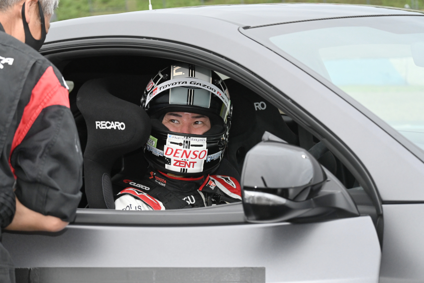 7号車チーム 小林可夢偉選手　