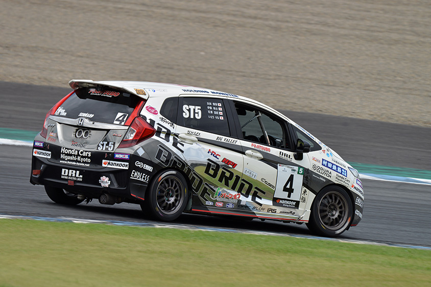 スーパー耐久第５戦もてぎ　4号車(THE BRIDE FIT)