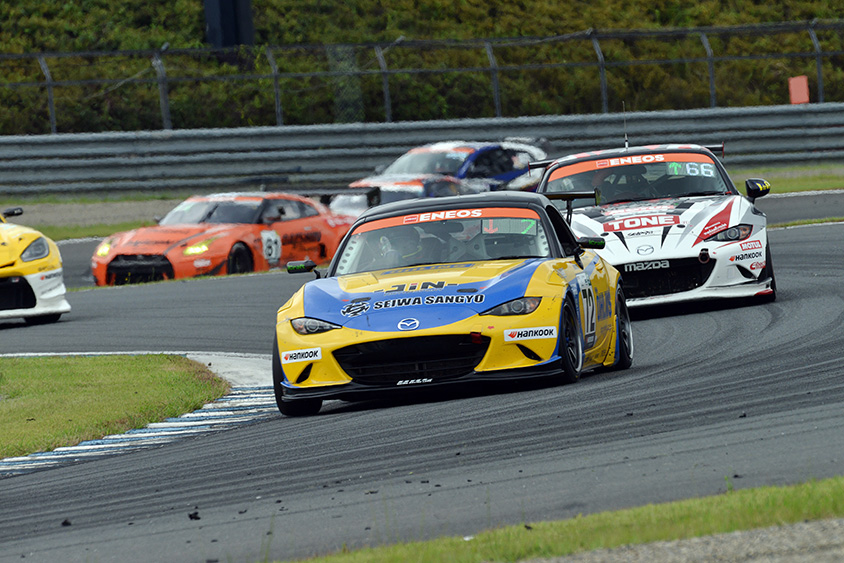 スーパー耐久第５戦もてぎ　72号車(OHLINS Roadster NATS)