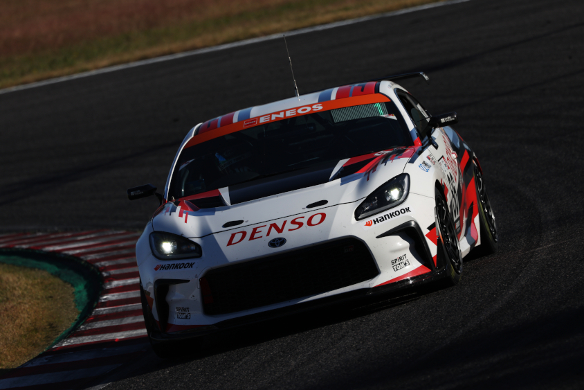 ST-4 1位 86号車 TOM'S SPIRIT GR86　ST-4シリーズチャンピオン