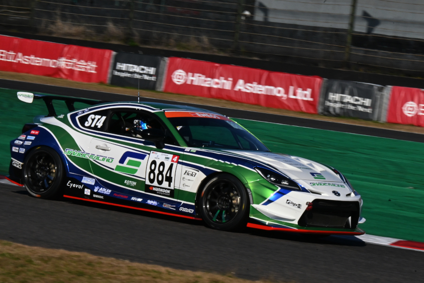 ST-4 2位 884号車 シェイドレーシング GR86