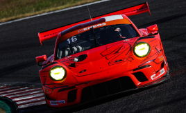 【スーパー耐久第7戦鈴鹿】FCY7回の波乱のレースを制したのは16号車 ポルシェ911GT3R！ デビューレースの新型シビック TYPE Rはクラス2位表彰台