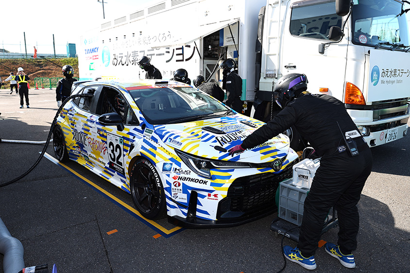 2022年スーパー耐久第7戦鈴鹿、32号車ORC ROOKIE GR Corolla H2 conceptの旧水素