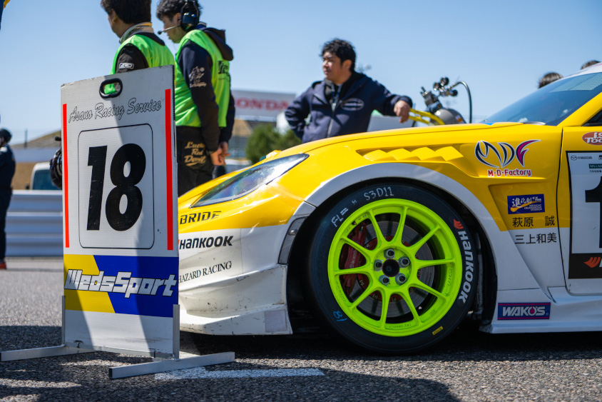 グリッド上の18号車 WedsSport GR86