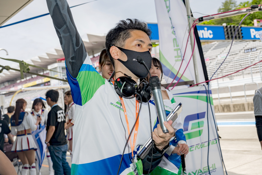 SHADE RACINGのチーム監督の川谷高徳さん