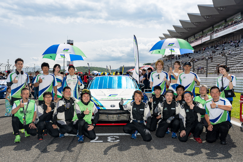 #884 シェイドレーシング GR86のメンバー写真