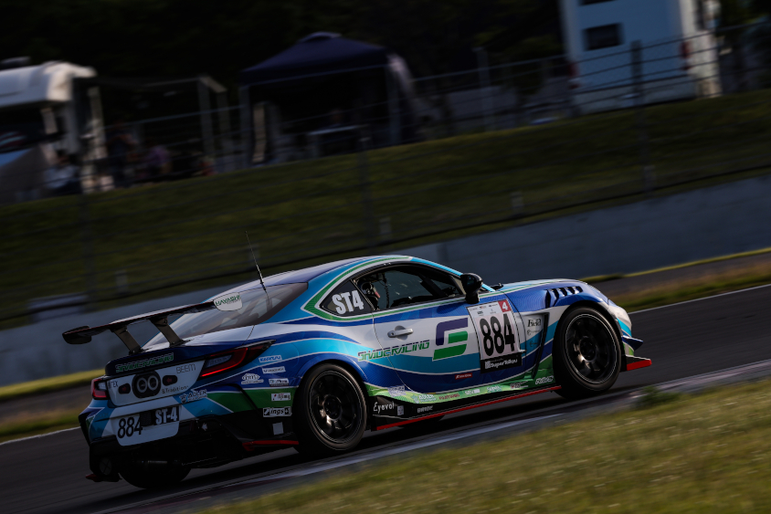 #884 シェイドレーシング GR86