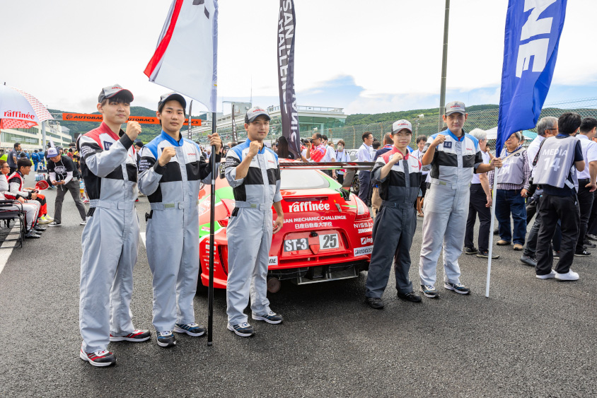 日産メカニックチャレンジで参加した日産自動車大学校の愛媛校の学生
