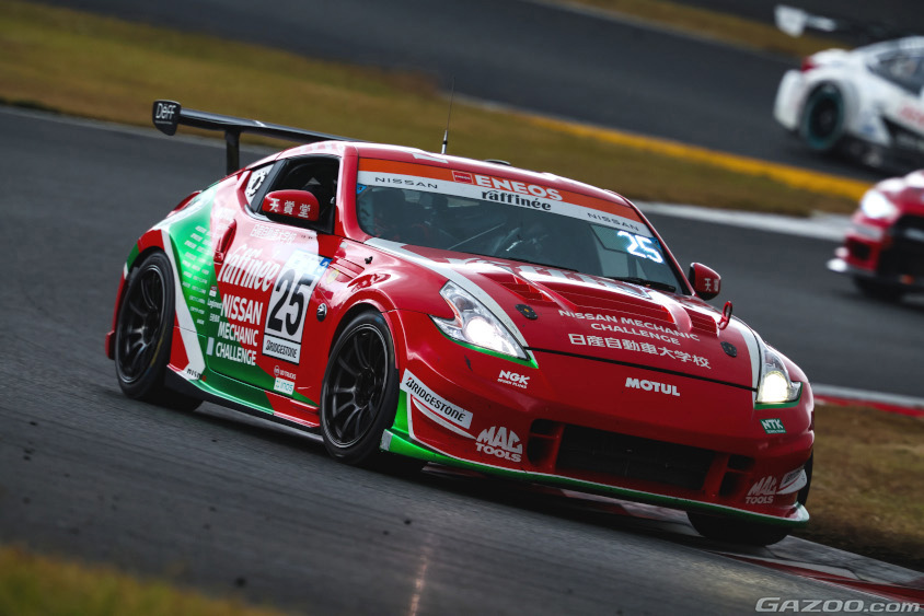 #25 raffinee 日産メカニックチャレンジ Z