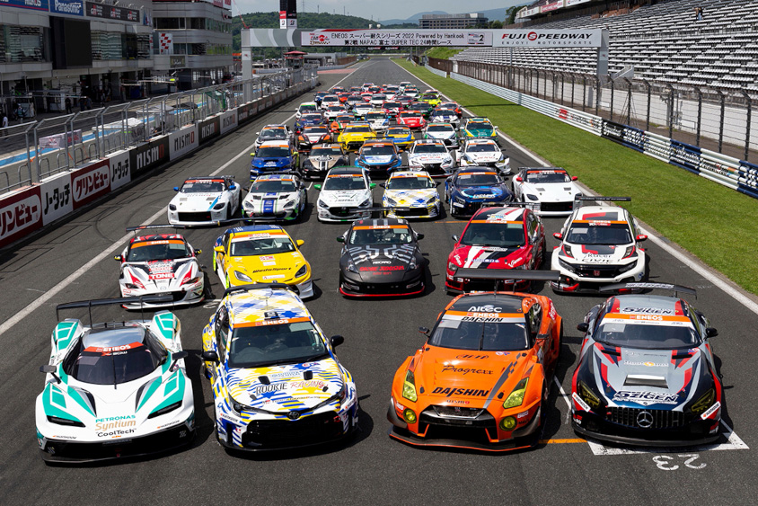 スーパー耐久解説vol 1 どんな車両が参加できるの 成り立ちから 参加できる車両 クラス分け 性能調整を解説 トヨタ自動車のクルマ情報サイト Gazoo スーパー耐久解説vol 1 どんな車両が参加できるの 成り立ちから 参加できる車両 クラス分け 性能調整を解説 トヨタ自動車のクルマ情報サイト Gazoo