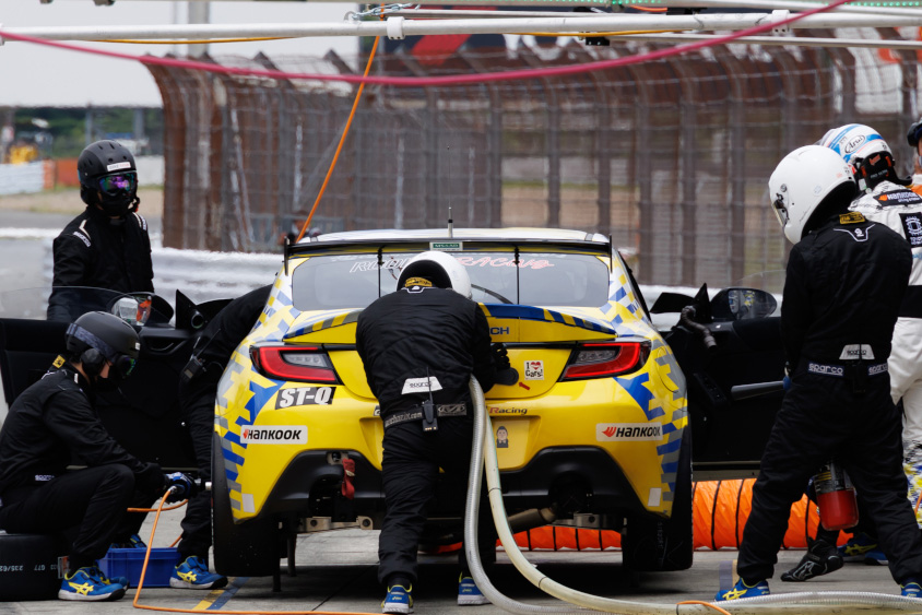 #28 ORC ROOKIE GR86 CNF Concept (c)スーパー耐久機構