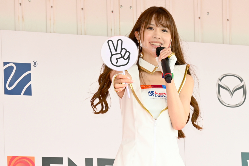 ステージでの『Swish』の松田蘭さん