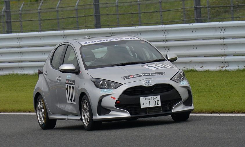 nmsU長野塩尻店μYarisCVT