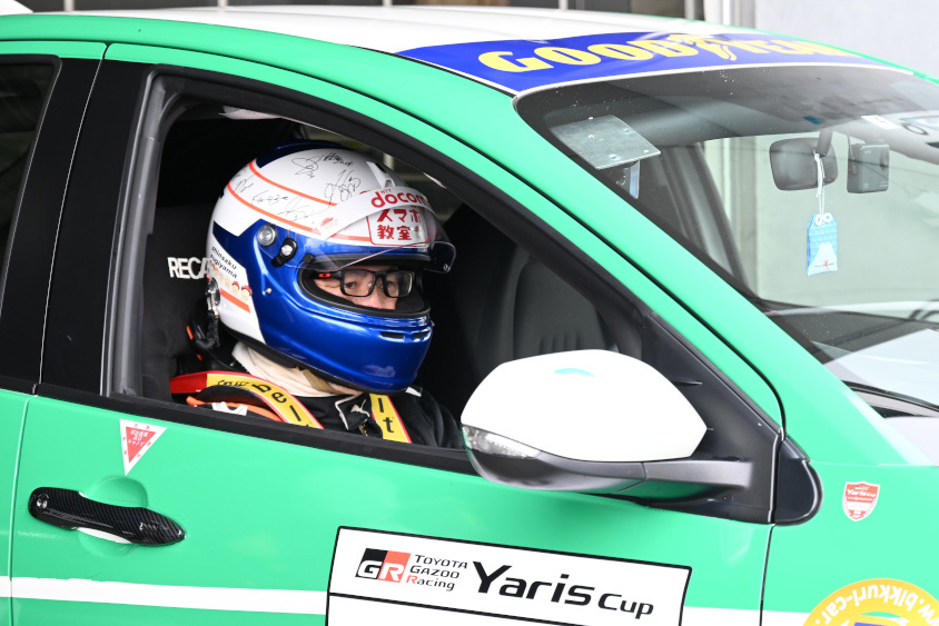 ヤリスカップドライバー