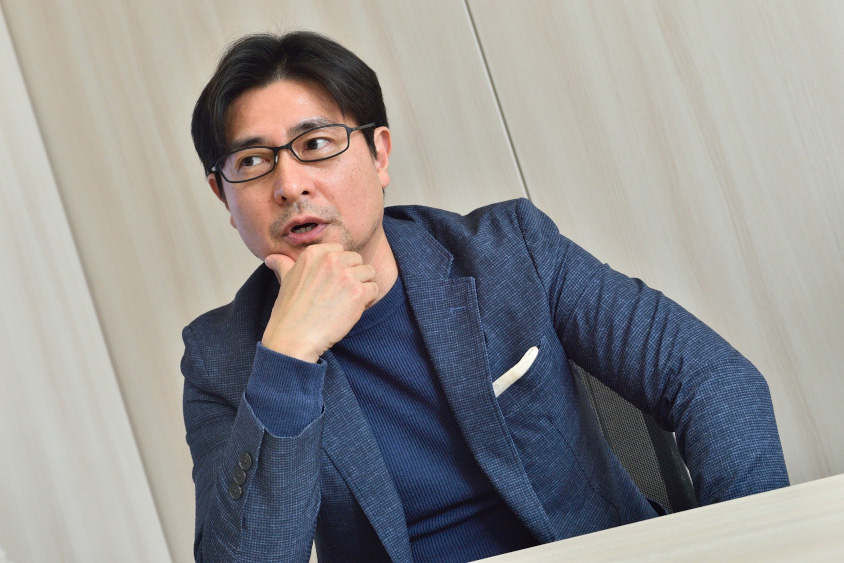 無類のクルマ好きの安東弘樹さん