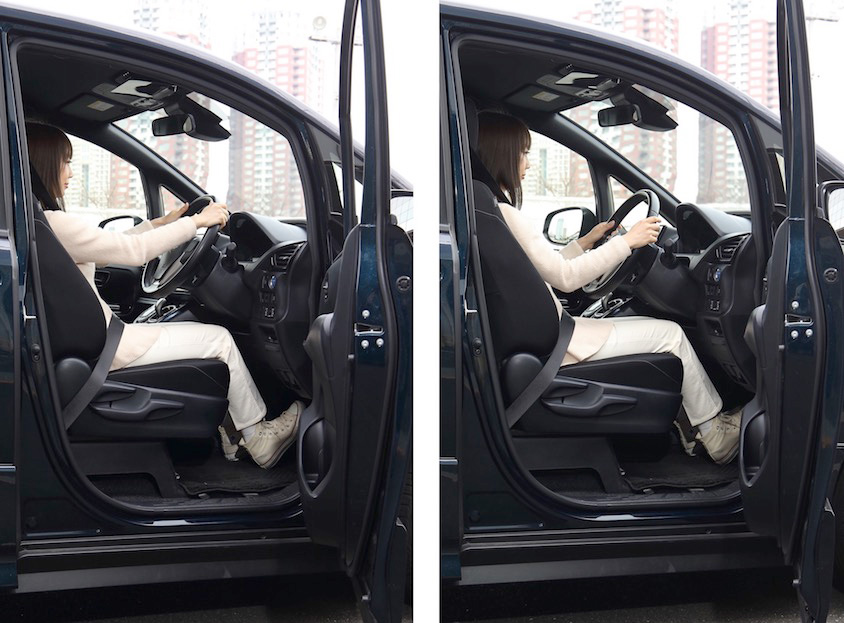 ドライビングポジションをトヨタ「ノア」で確認
