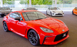 「GR86ってどうですか？」チューニングカー好きが集まるイベントで、アフターパーツメーカーとユーザーに突撃インタビュー！