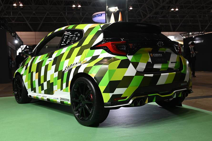 TbyTwo / LIBERAL　GR YARIS