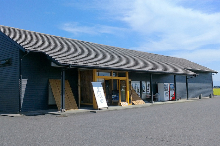 新潟の銘酒を扱う長谷川屋