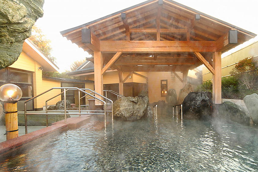 岩室温泉だいろの湯の露天風呂