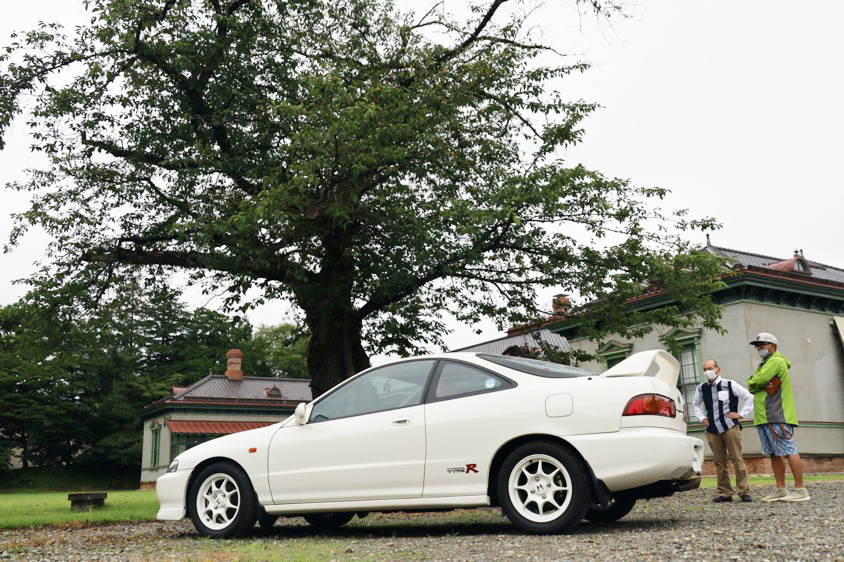 ホンダ・インテグラタイプRと旧弘前偕行社