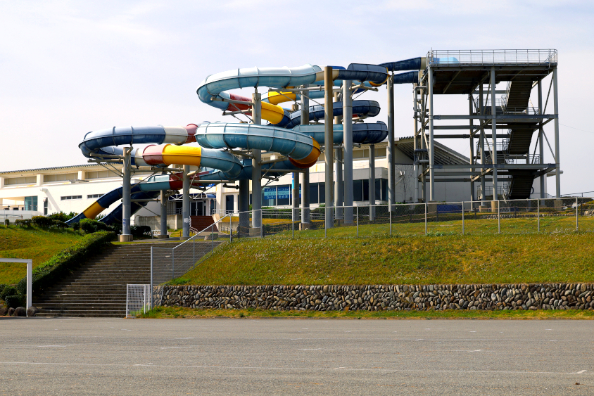 大磯ロングビーチのウォータースライダー
