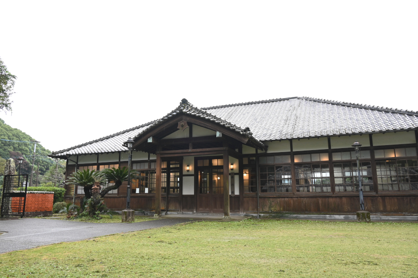 旧三角簡易裁判所