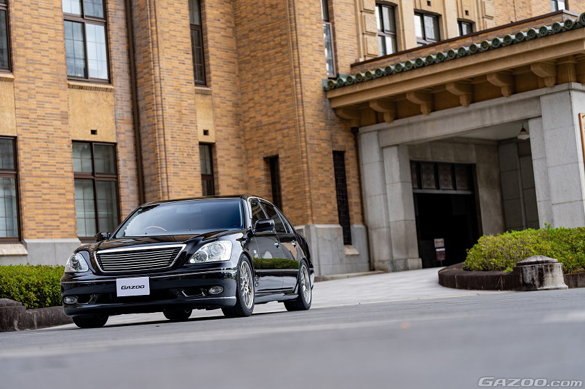 トヨタ・セルシオ