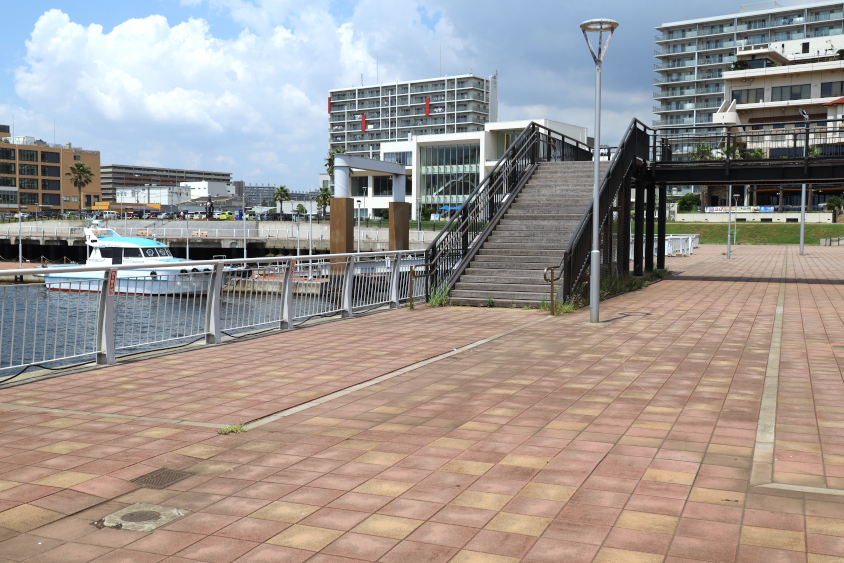 千葉みなと さんばしひろば