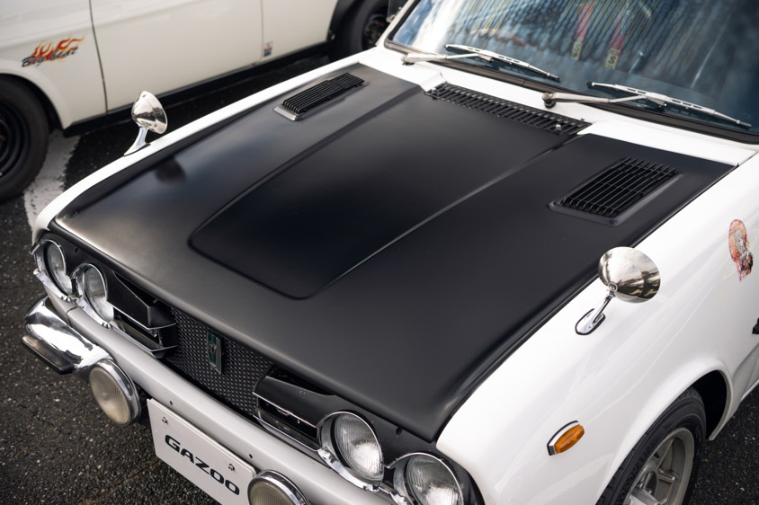 いすゞ・ベレット1600GTtypeRのボンネット