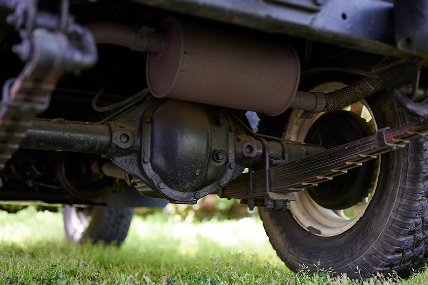 三菱・ジープの下回り