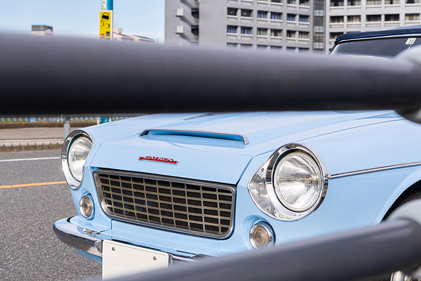 自動車内装職人と仲間による絆の結晶！バラバラ状態から8年かけて蘇ったフェアレディ（SP310） | クルマ情報サイトｰGAZOO.com