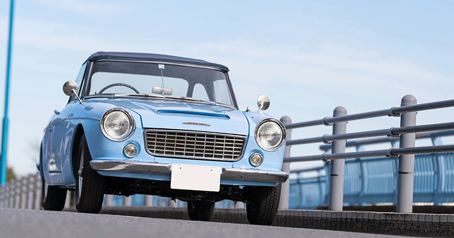 自動車内装職人と仲間による絆の結晶！バラバラ状態から8年かけて蘇っ